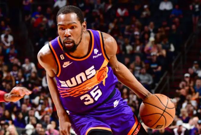 菲奥伦蒂那补赛3比0完胜 国米无缘重返意甲榜首.