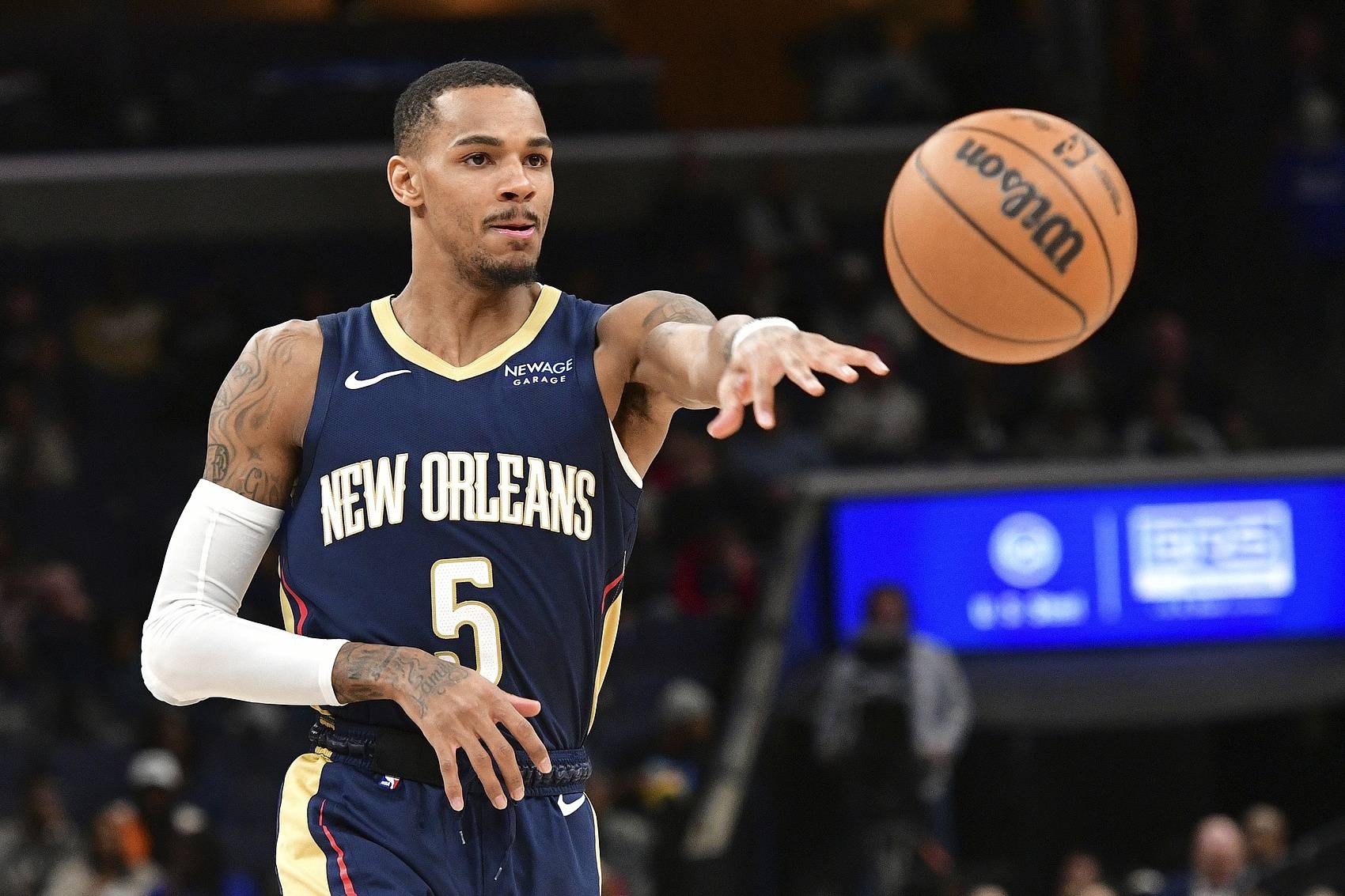 例如英超联 例如英超联